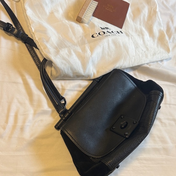 Coach Handbags - Coach Black Leather Shoulder Bag